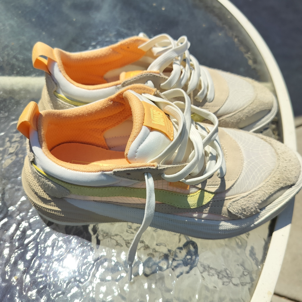 Vans Beige and White Sneakers - Picture 6 of 15